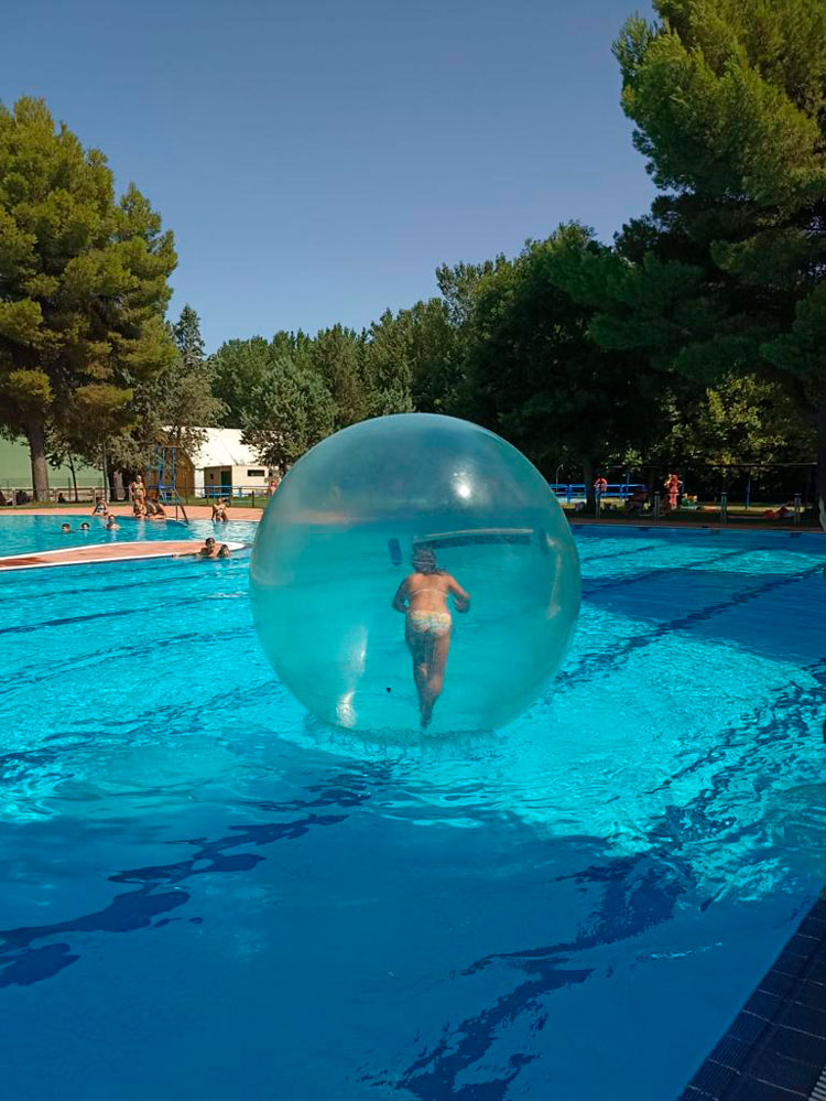 Foto de archivo de la campaña de verano de 2022