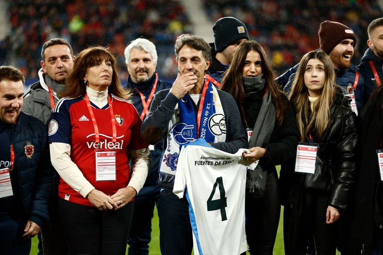 Homenaje Luis