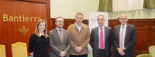 20170310-Zafarache-AIRBE--Firma-convenio-Bantierra