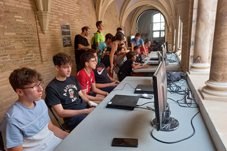 Feria tecnología Pina