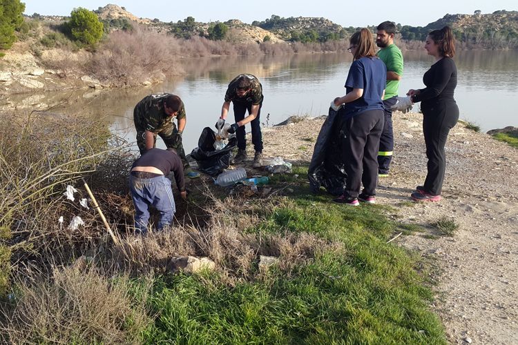 Fotos de las jornadas de limpieza del Ebro