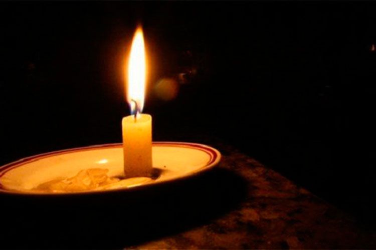 Días sin luz por Marisa Fanlo