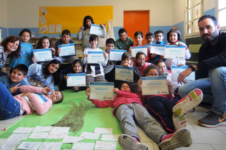 Actividad en el colegio de Sástago de Médicos del Mundo