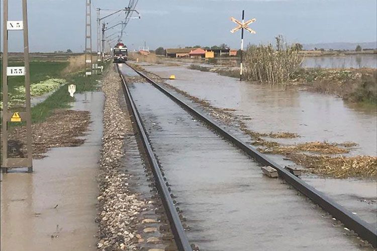 Riada vía tren Quinto