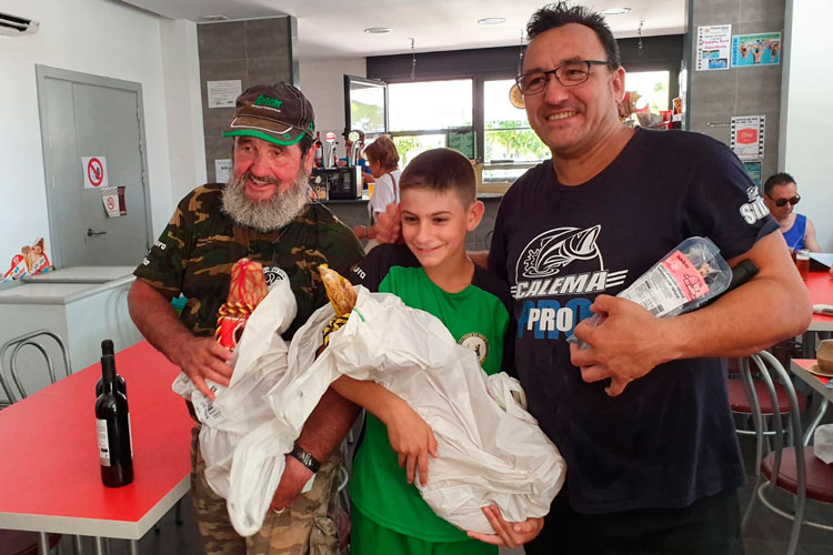 Foto de archivo de las fiestas de Cinco Olivas de 2019