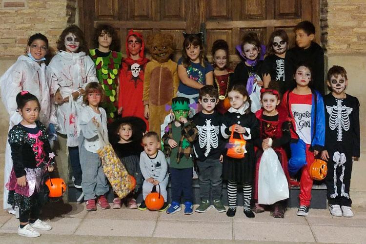 Foto de archivo de la celebración de Halloween en Cinco Olivas de 2022