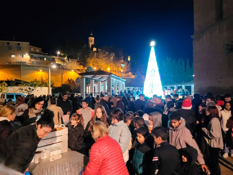 Foto de archivo del encendido de Navidad de Escatrón en 2023