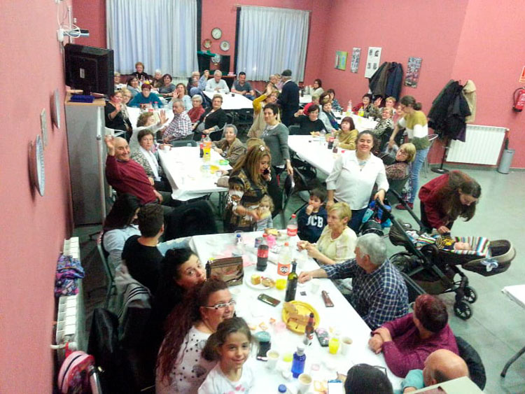 Foto de archivo de una celebración anterior de la cincomarzada en La Zaida