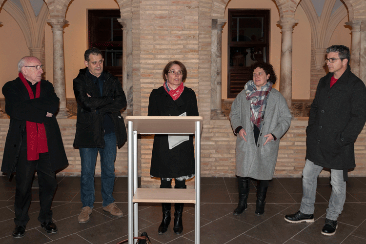 Momento de la inauguración de la exposición de Pedro Avellaned y Jose Lizaga en Pina de Ebro