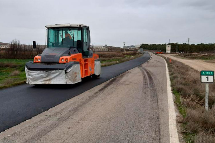Carretera Pina de Ebro
