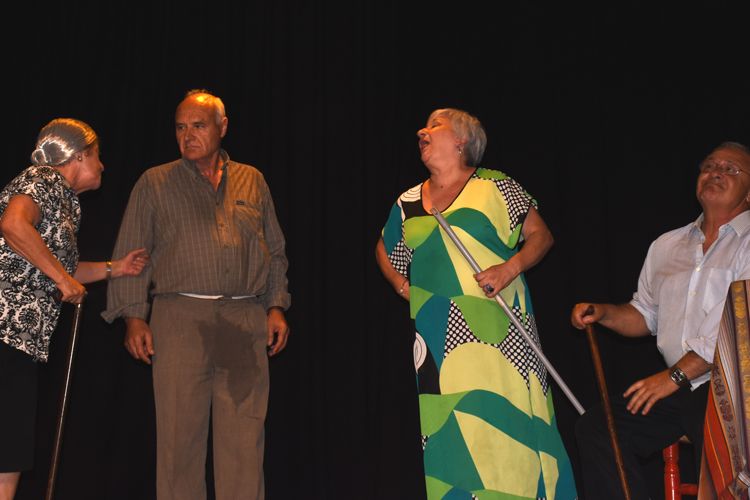 Foto del grupo de teatro Cantela de la Ribera Baja del Ebro