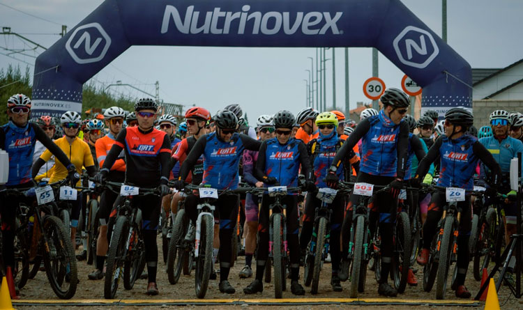 Foto de archivo de la BTT del Quinto Racing Team de 2025.