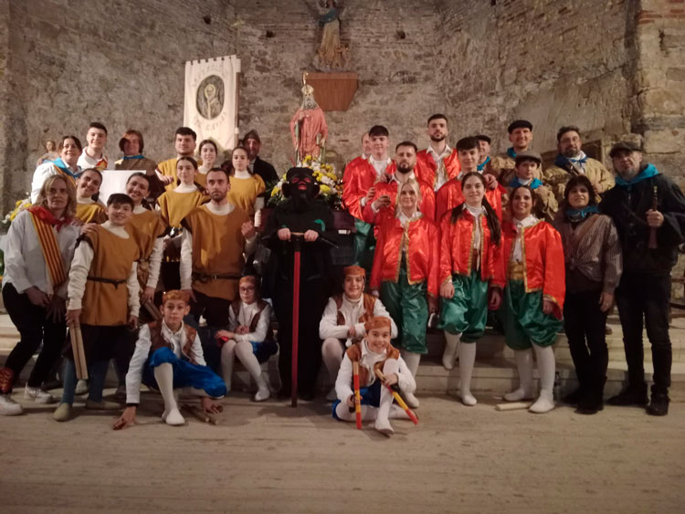 Foto de archivo de las fiestas de San Nicolás en Velilla de 2023